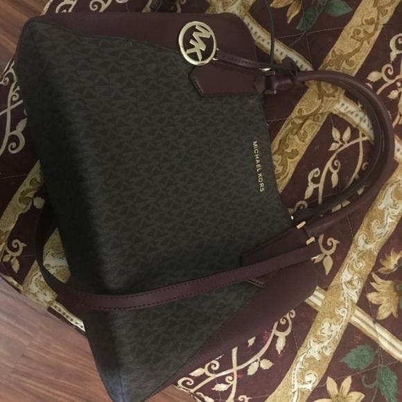 My Purses - Picture 2 of 5